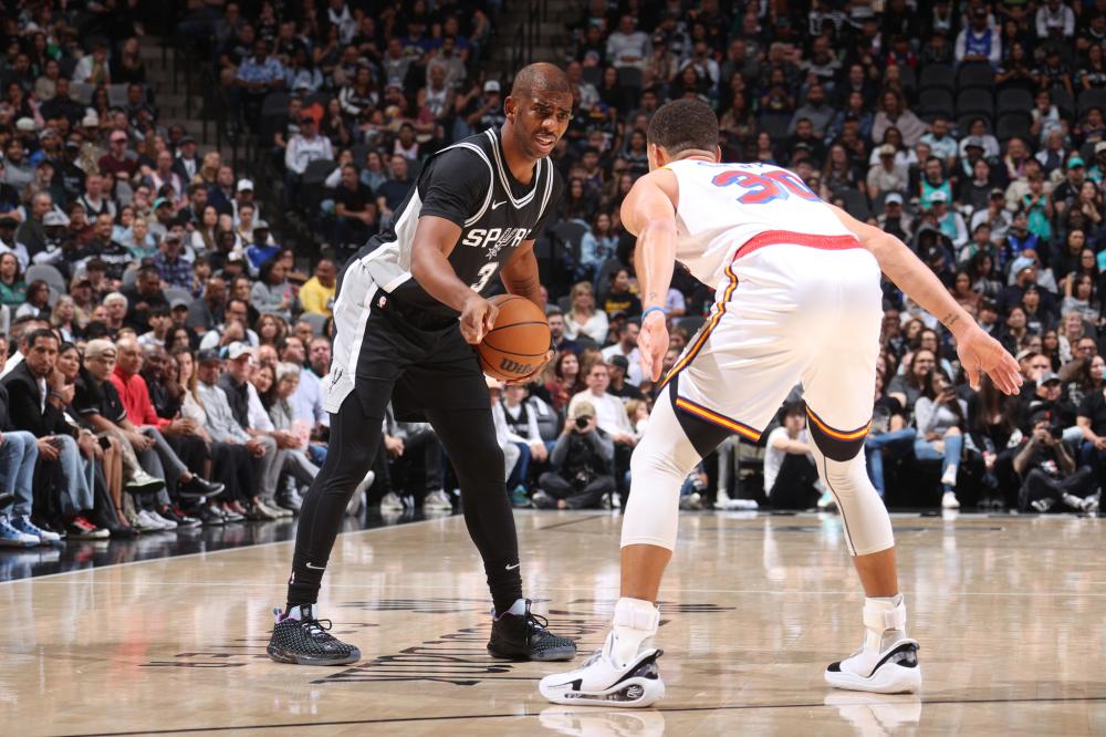 用一个出人 用一个出人