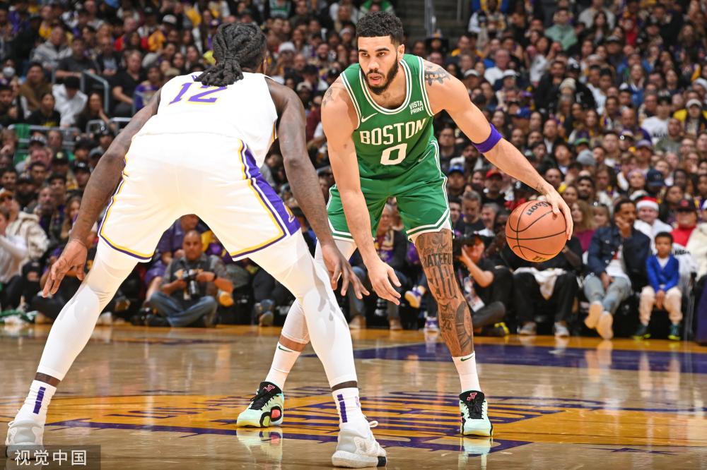 他的表现让 他的表现让